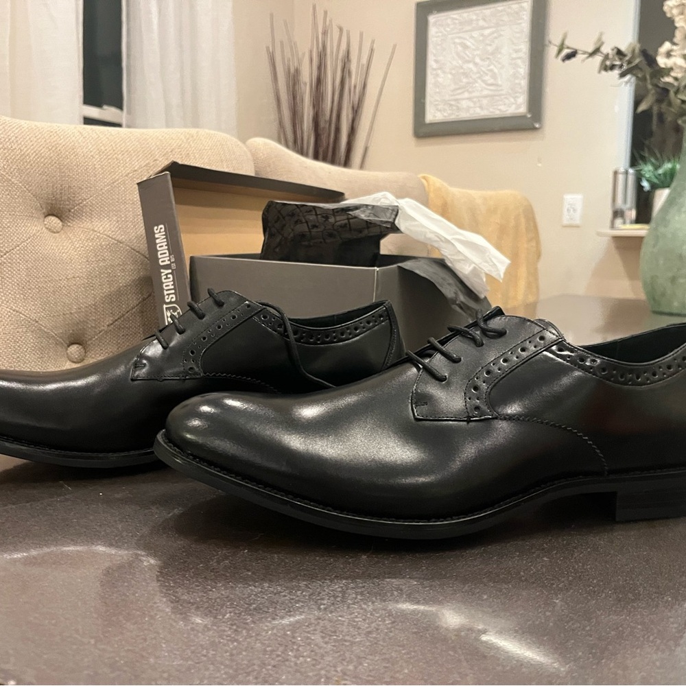 Stacy Adams Black Leather Oxfords